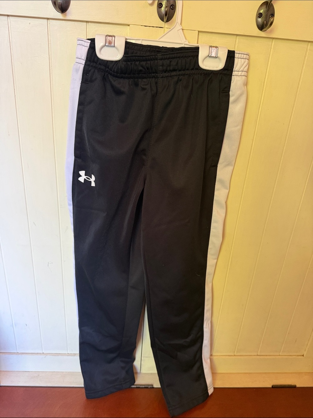 Under Armour Black with White Side-Panel Kids Joggers